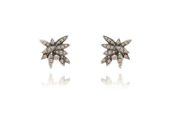 Brinco Flor de Verônica em Ouro e Diamantes Champagne